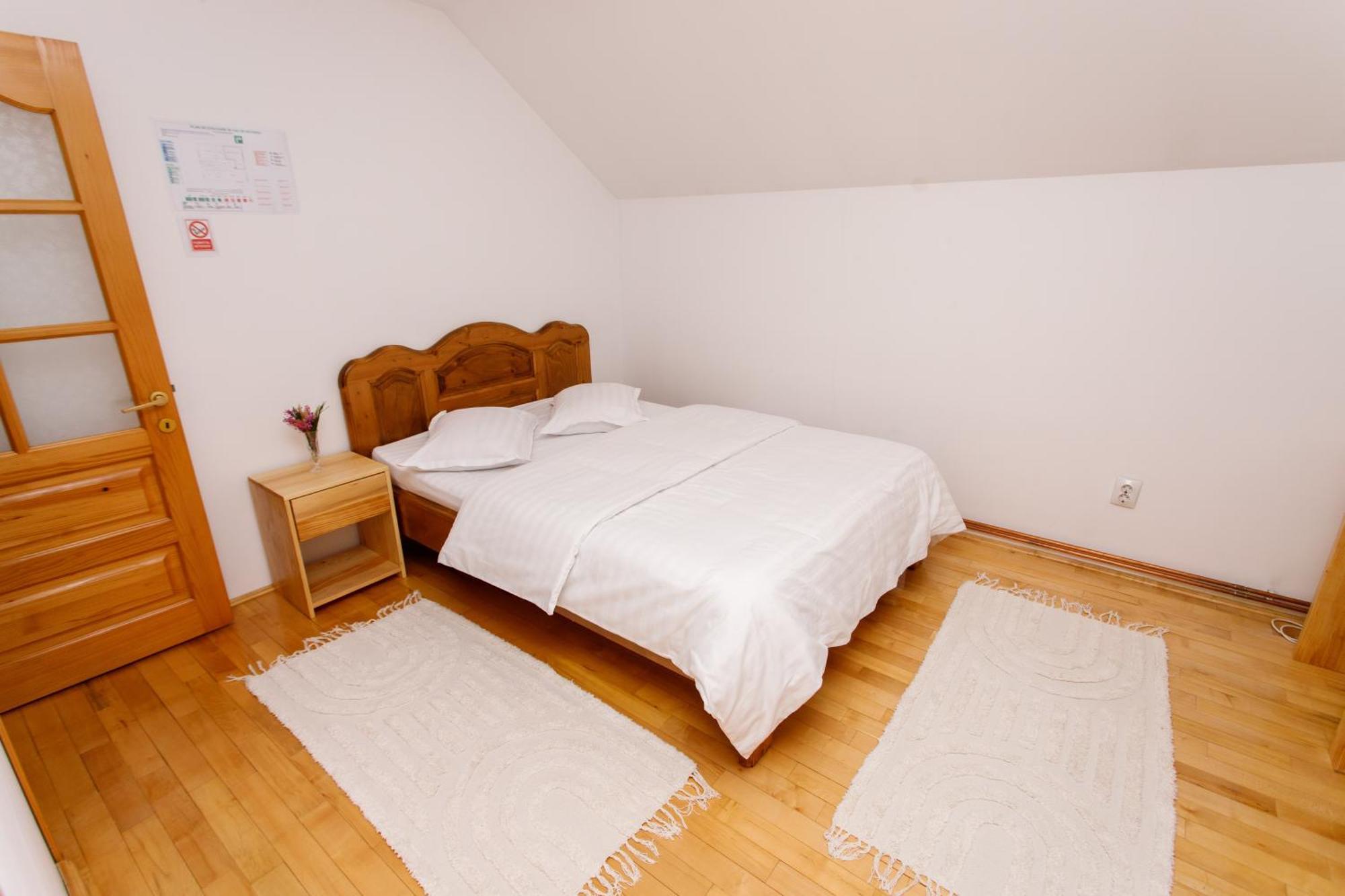 Villa Casa Rumelia Paltineni
