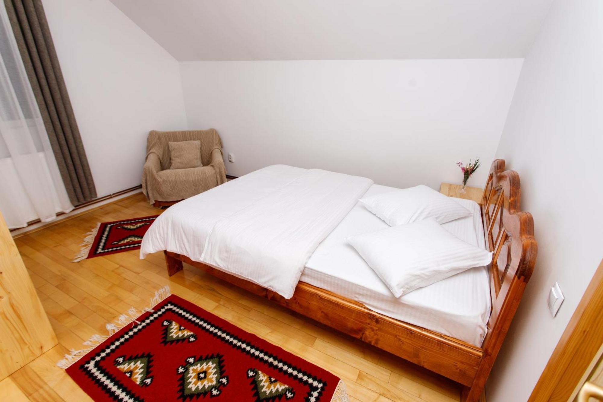 Villa Casa Rumelia Paltineni